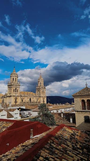 Casa Centrica Con Terraza Y Vistas Inigualables Leilighet Jaén Eksteriør bilde